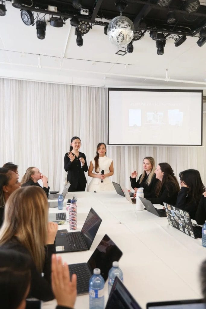 How do wedding planners make money